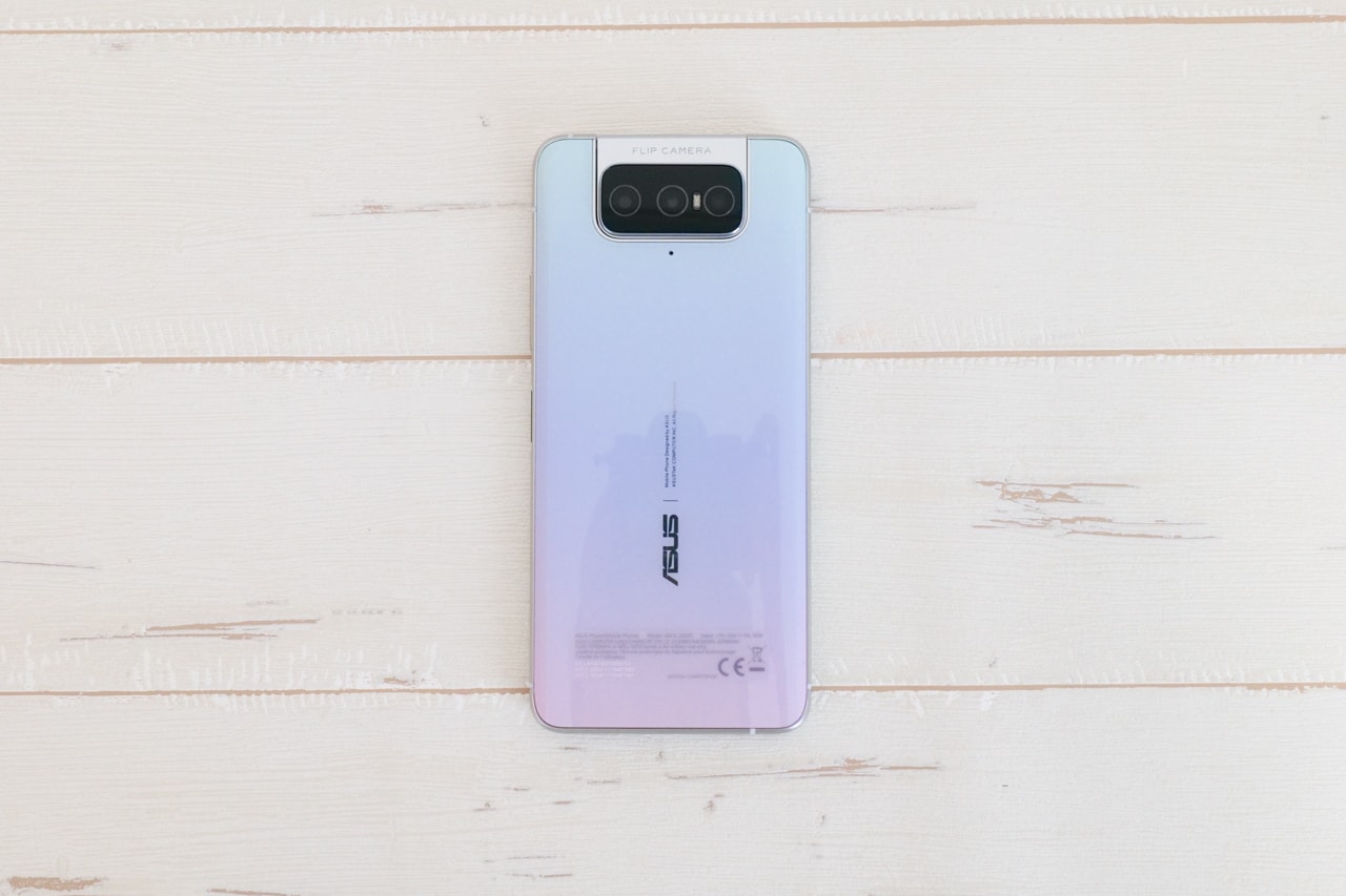 【実機レビュー】ZenFone7のスペック、メリット・デメリット評価と口コミ