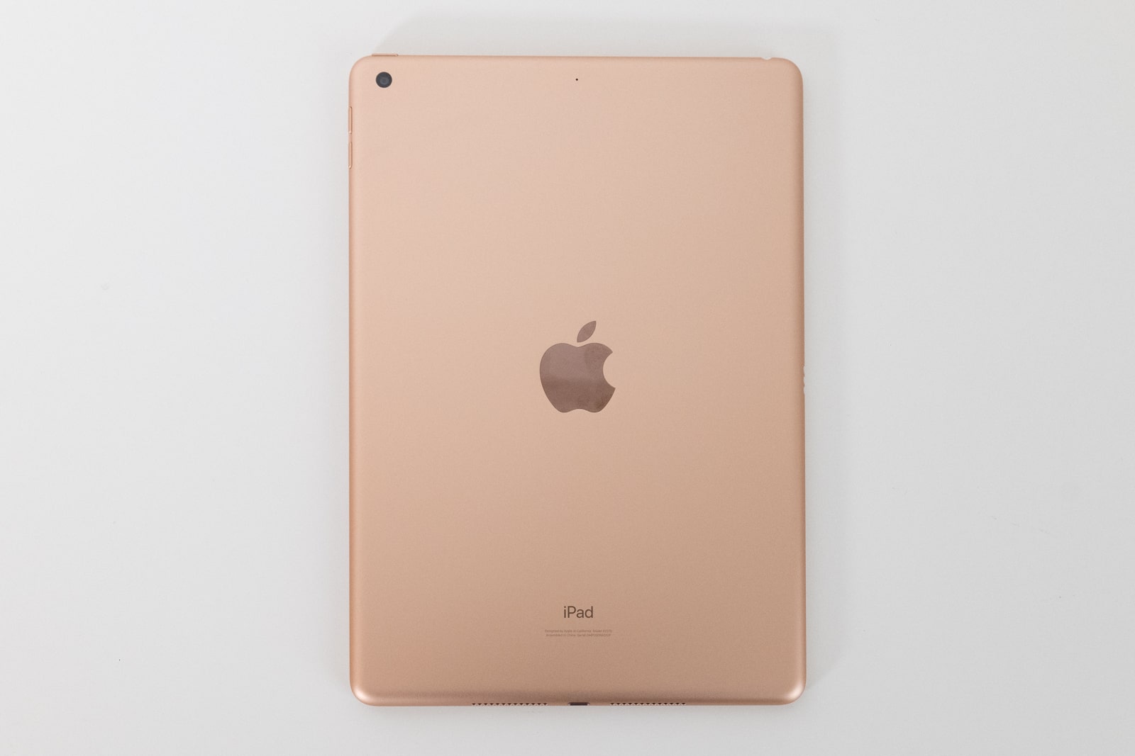 Apple iPad 第8世代 WiFi 128GB 10.2インチ ゴールド ...