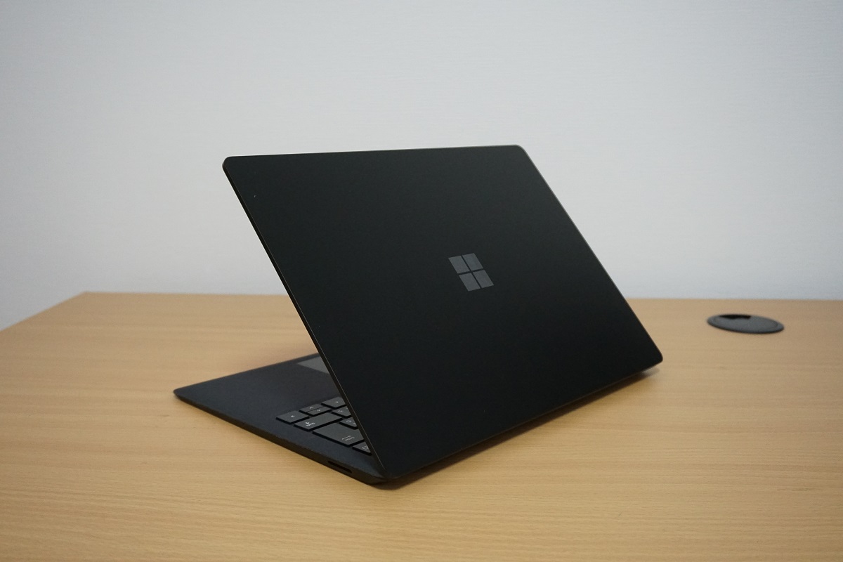 実機レビュー】Surface laptop2のメリット・デメリット評価と口コミまとめ